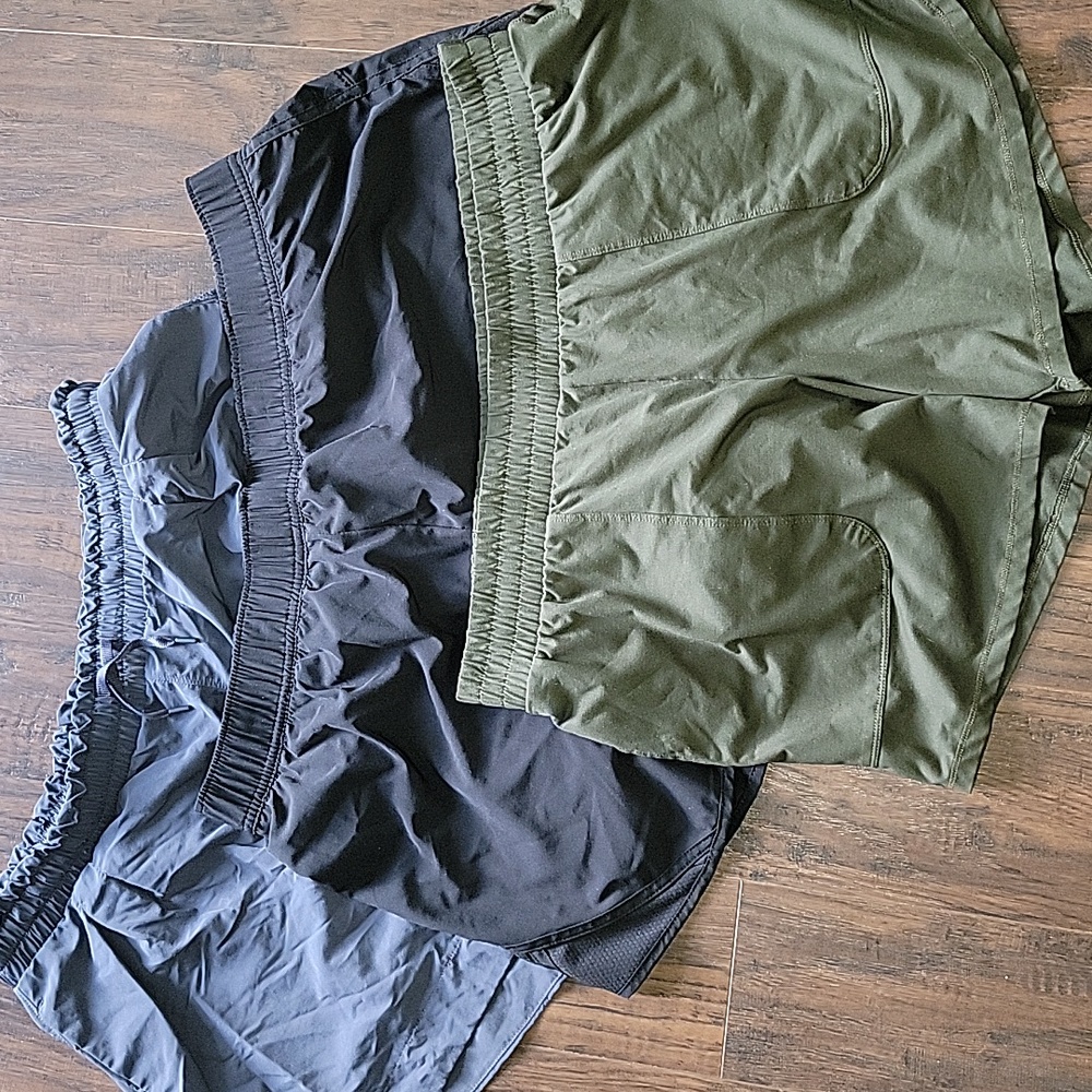 Set of 3 athletic shorts.